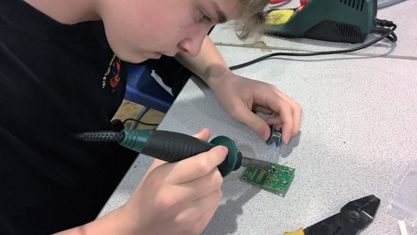 Electronic soldering